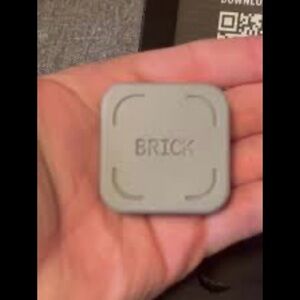 Gray BRICK device for iOS phones